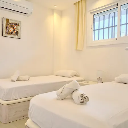 شقة Arce I 26 - Beachfront With Stunning Sea Views & Pool *